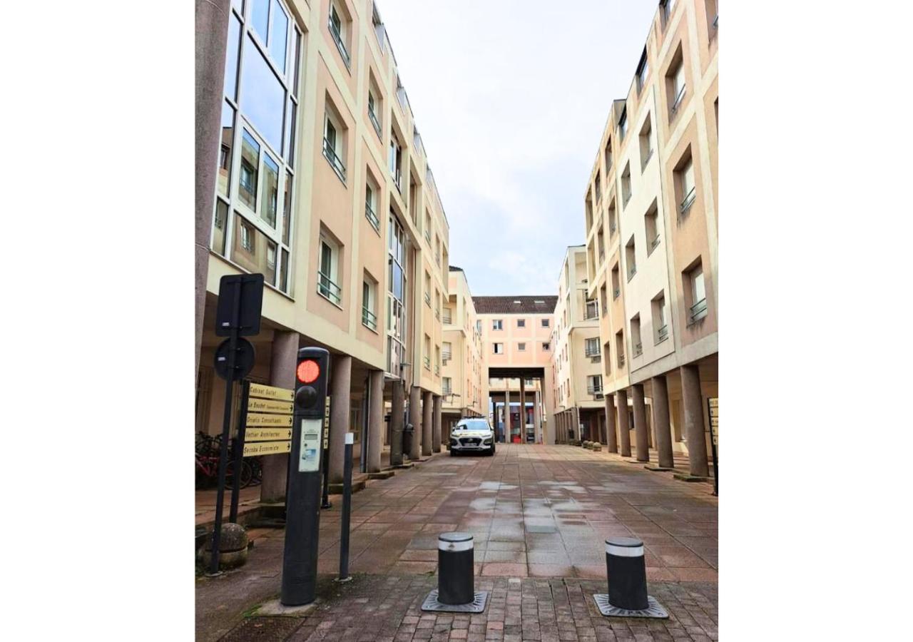 Chez Aida-Centre Ville Poitiers-La Conciergerie. 外观 照片